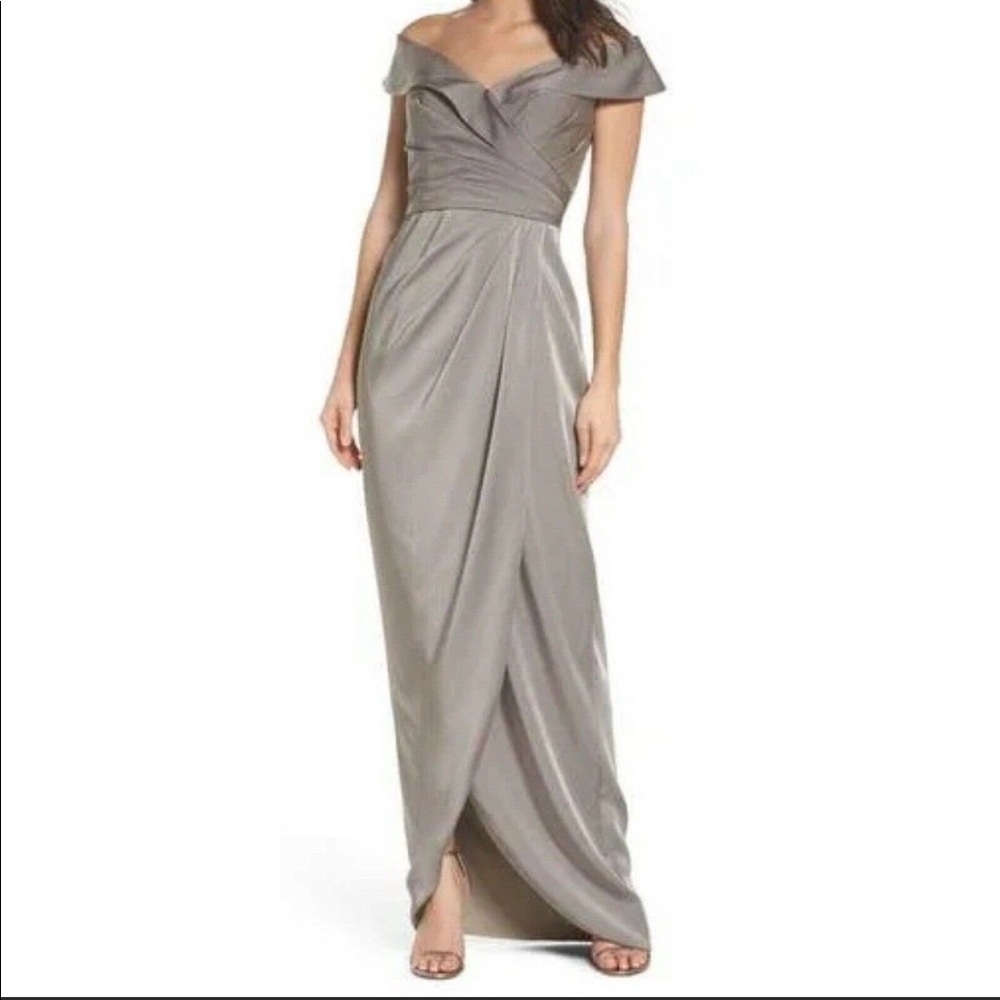 La Femme dress 25206 Pewter surplice off the shoulder column Gown 12